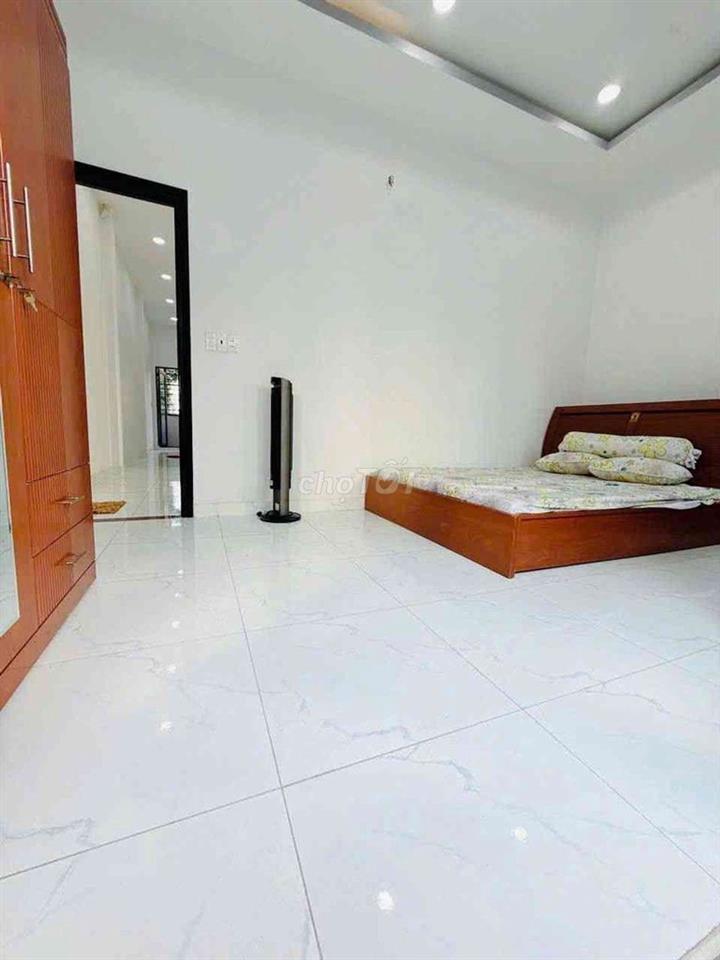 Nhà 75m2, 2 MT hẻm xe hơi, 5,5x14, Âu Dương Lân, Q8, giá nhỉnh 6 tỷ
