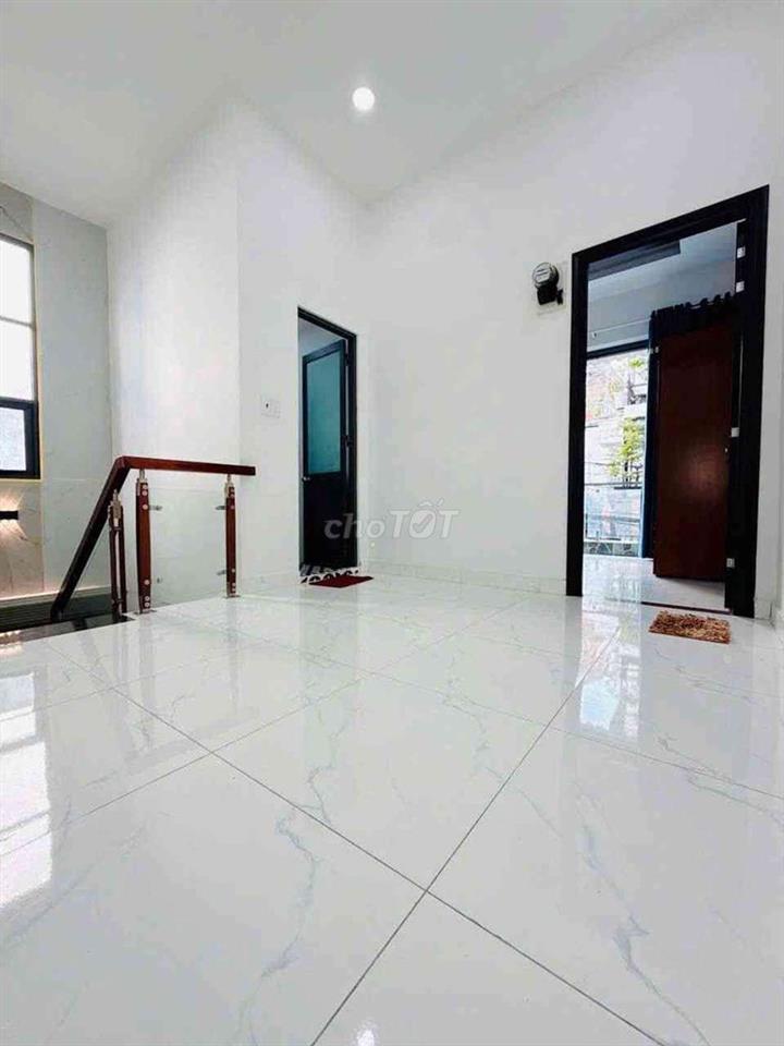 Nhà 75m2, 2 MT hẻm xe hơi, 5,5x14, Âu Dương Lân, Q8, giá nhỉnh 6 tỷ