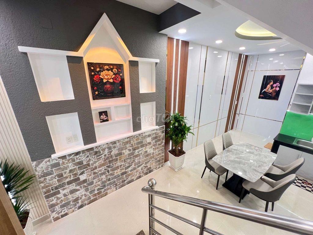 Nhà mới 50 m2, q8,  Âu Dương Lân HXH  3 tầng, nhỉnh 7 tỷ, thương lượng