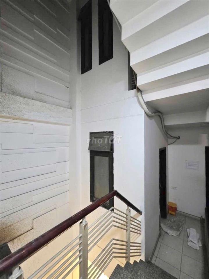 NHÀ 100M2,  5 TẦNG, HẺM XE HƠI, TRẦN HƯNG ĐẠO, QUẬN 5  - 23 TỶ TL.