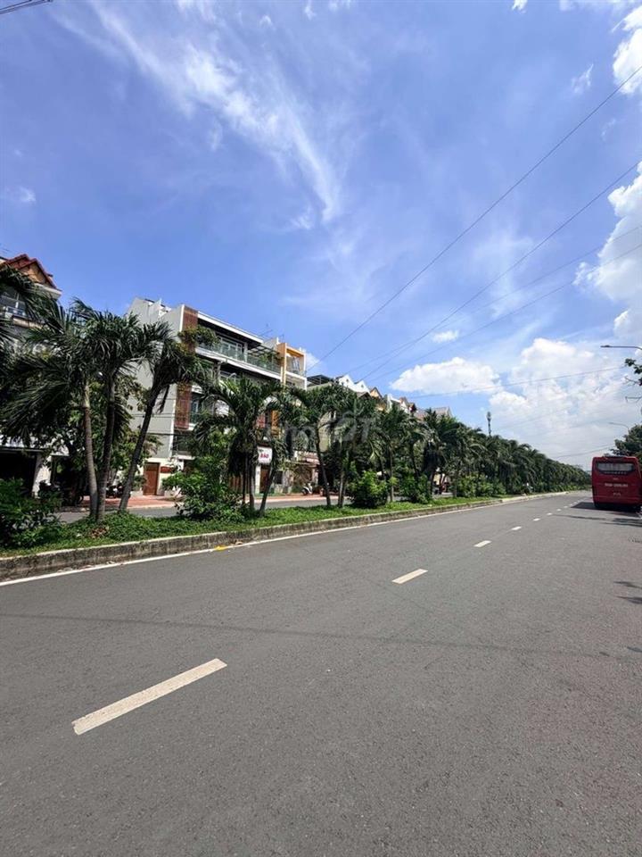 KHU HIẾM NHÀ BÁN MT 82 M2, 4 TẦNG, TRẦN THỊ NGÔI, QUẬN 8, CHỈ 16 TỶ TL