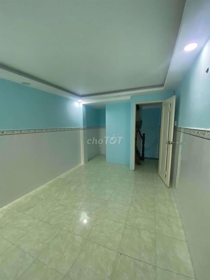 Chính Chủ cho thuê nhà nguyên căn Ni Sư Huỳnh Liên 