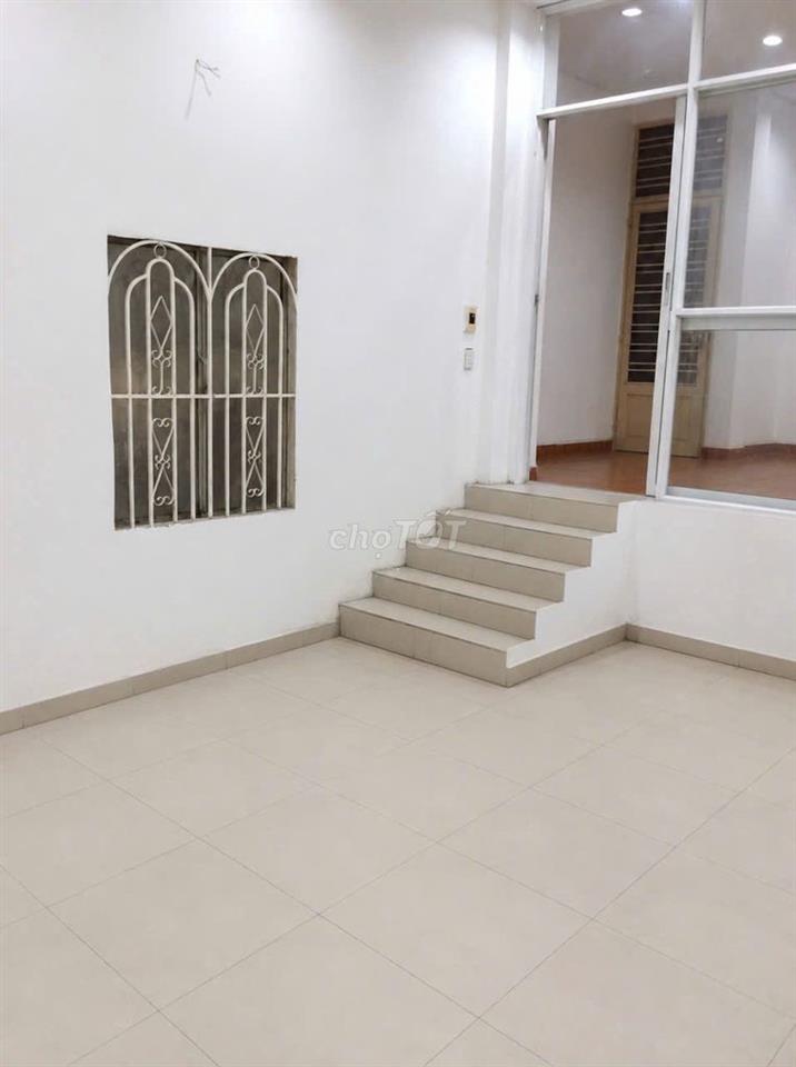 Nhà dư phòng cho thuê, 2 phòng liền kề 60m2 (Lầu 1), ngay Etown C.Hoà 