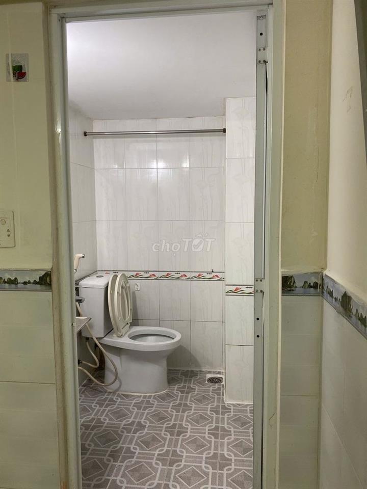 PHÒNG TRỌ CÓ GÁC & CỬA SỔ THOÁNG MÁT - FREE ĐỂ XE