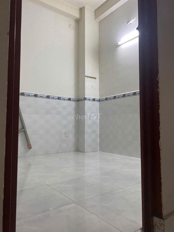 PHÒNG TRỌ CÓ GÁC & CỬA SỔ THOÁNG MÁT - FREE ĐỂ XE