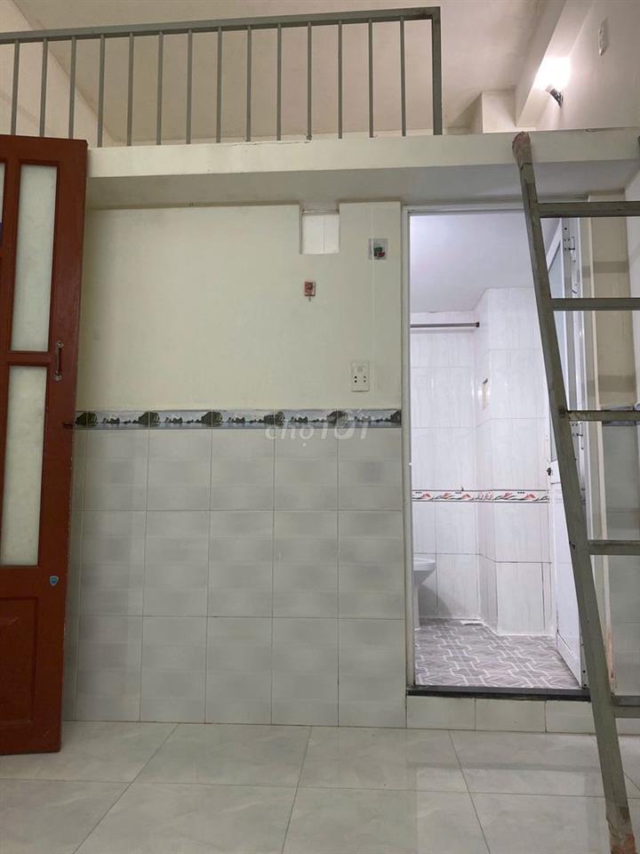 PHÒNG TRỌ CÓ GÁC & CỬA SỔ THOÁNG MÁT - FREE ĐỂ XE