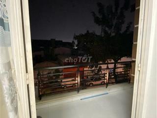 Phòng Trọ 55m2 BAN CÔNG GÁC XÉP gần Cộng Hòa, P Tân Bình