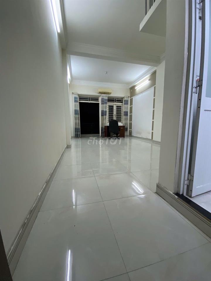 Phòng Trọ 50m2 BAN CÔNG GÁC XÉP gần Cộng Hòa, P Tân Bình