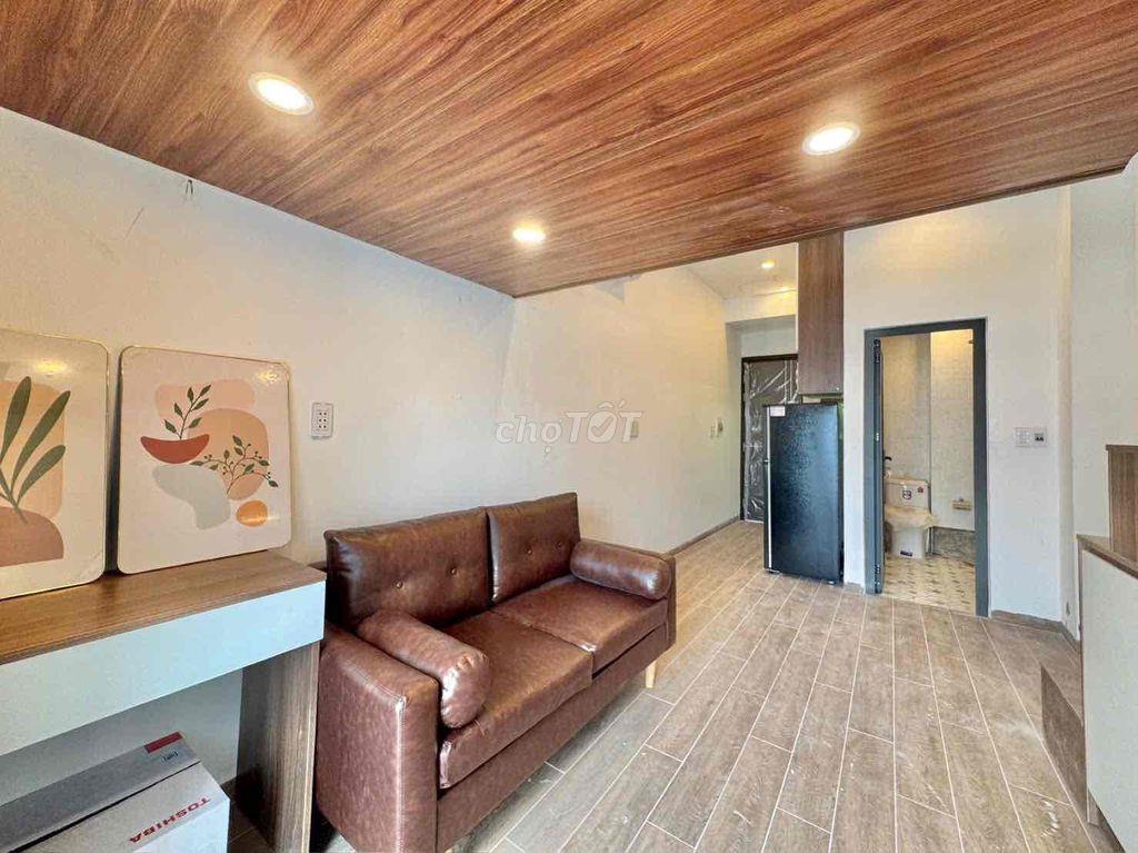 GẦN ĐH VĂN HIẾN - VƯỜN LÀI TÂN PHÚ - THANG MÁY ĐẦY ĐỦ NỘI THẤT