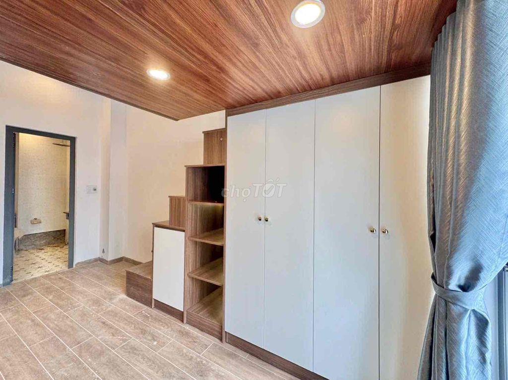 GẦN ĐH VĂN HIẾN - VƯỜN LÀI TÂN PHÚ - THANG MÁY ĐẦY ĐỦ NỘI THẤT