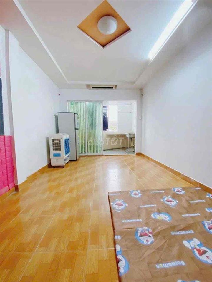 PHÒNG TRỌ GIÁ RẺ CÁCH ĐH CÔNG THƯƠNG 5P, DTICH 20m2, Giá chỉ từ 2TR5