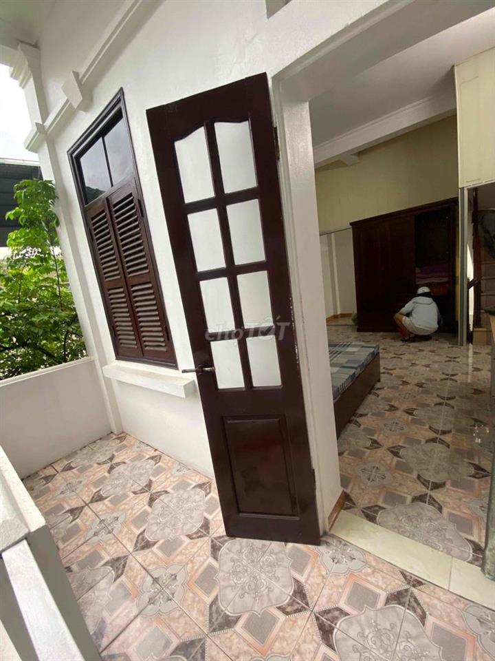 Nhà thuê cho hộ gia đình
