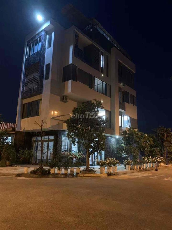 bán nhà căn góc 3 mặt thoáng