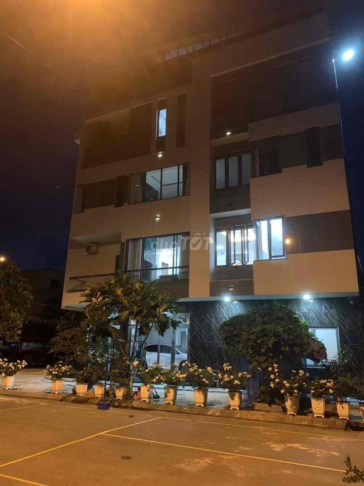 bán nhà căn góc 3 mặt thoáng