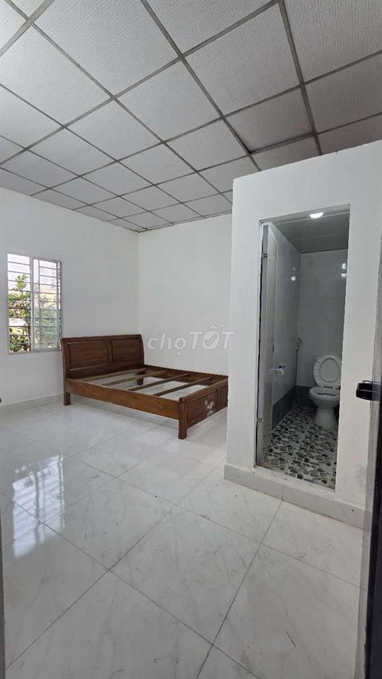 CHO THUÊ PHÒNG MỚI XÂY - GIÁ TỐT, TIỆN NGHI, AN NINH Đ.TÔ HIẾN THÀNH,