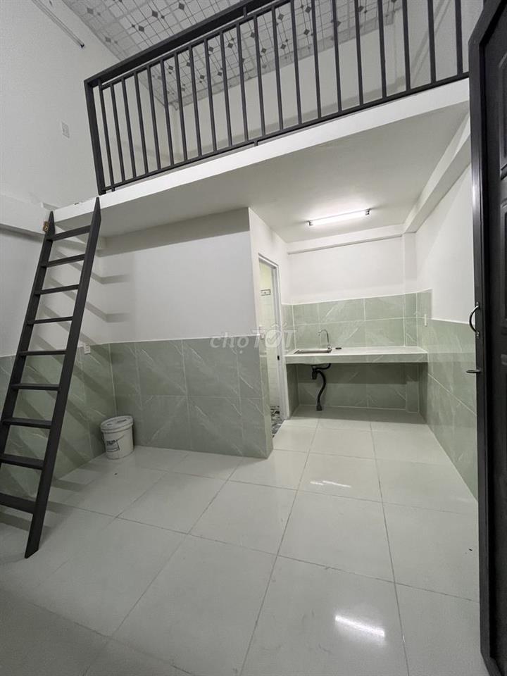 Bán nhà phố kèm 3 phòng trọ - SH riêng