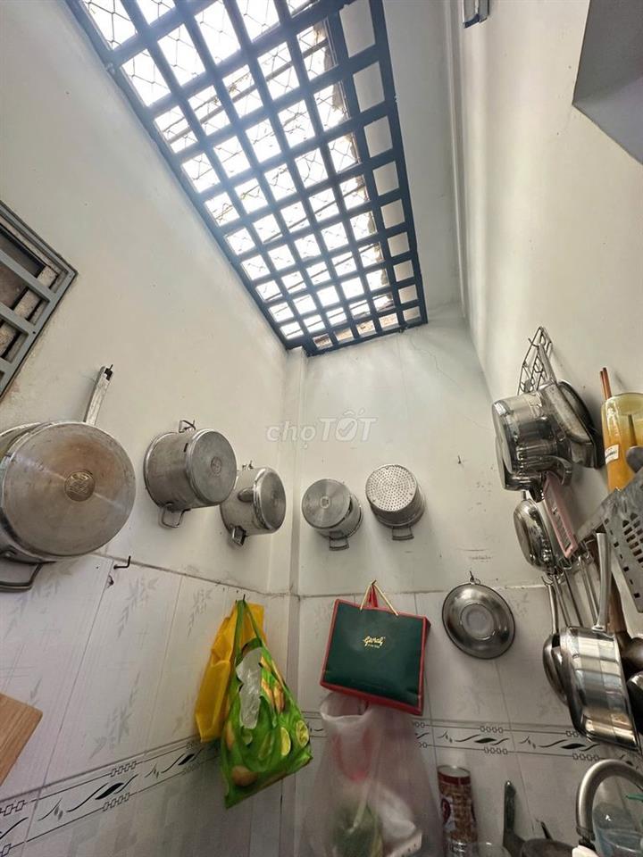 NHÀ HOÀN CÔNG SÁT CHỢ ĐOÀN THỊ KIA– DĨ AN