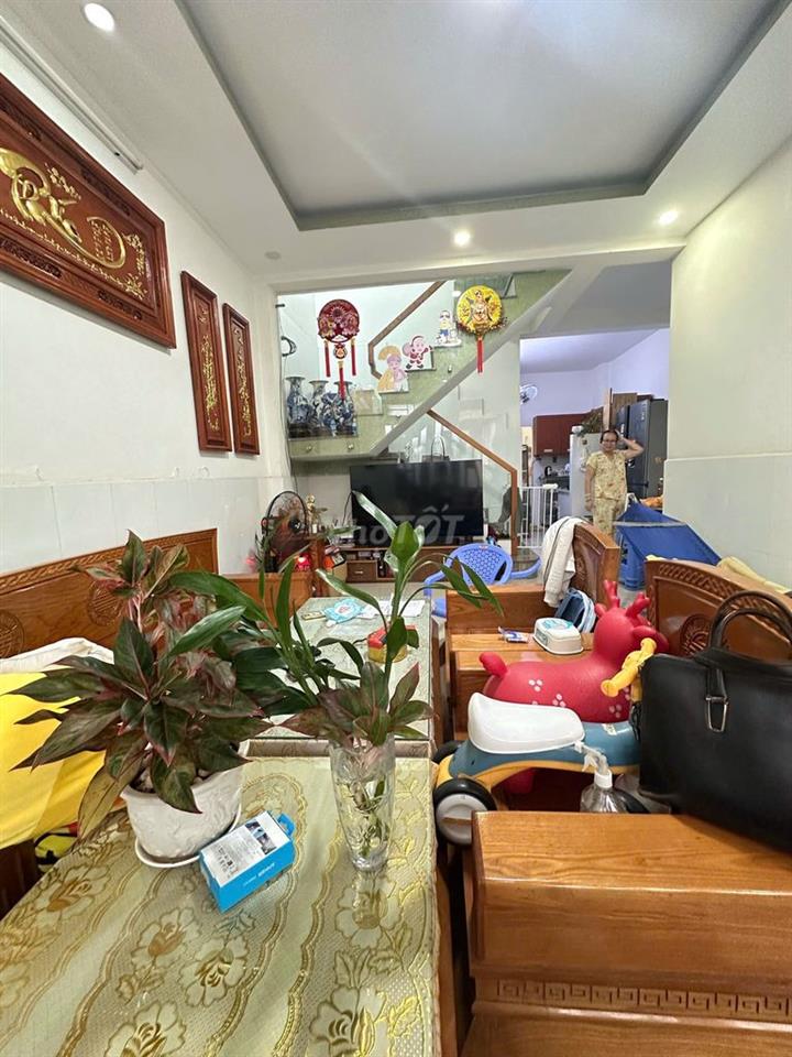 NHÀ HOÀN CÔNG SÁT CHỢ ĐOÀN THỊ KIA– DĨ AN