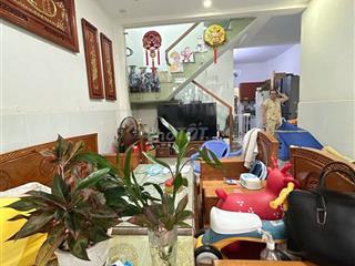 NHÀ HOÀN CÔNG SÁT CHỢ ĐOÀN THỊ KIA– DĨ AN