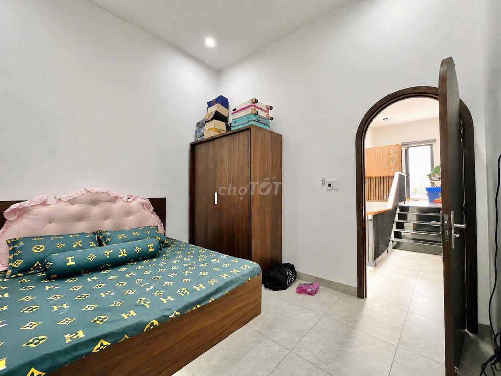 NHÀ MẶT TIỀN ĐƯỜNG KINH DOANH 3 TẦNG, ĐÃ HOÀN CÔNG, FULL NỘI THẤT.