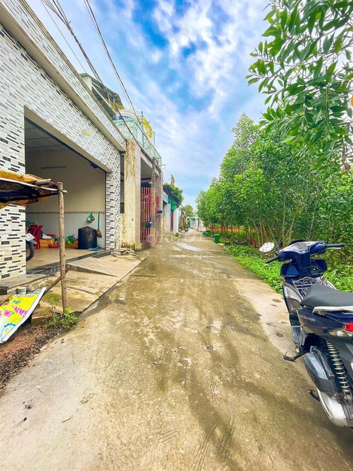 BÁN GẤP LÔ ĐẤT SÀO TRỤC 16 PHƯỜNG TÂN TRIỀU GIÁ NGỘP