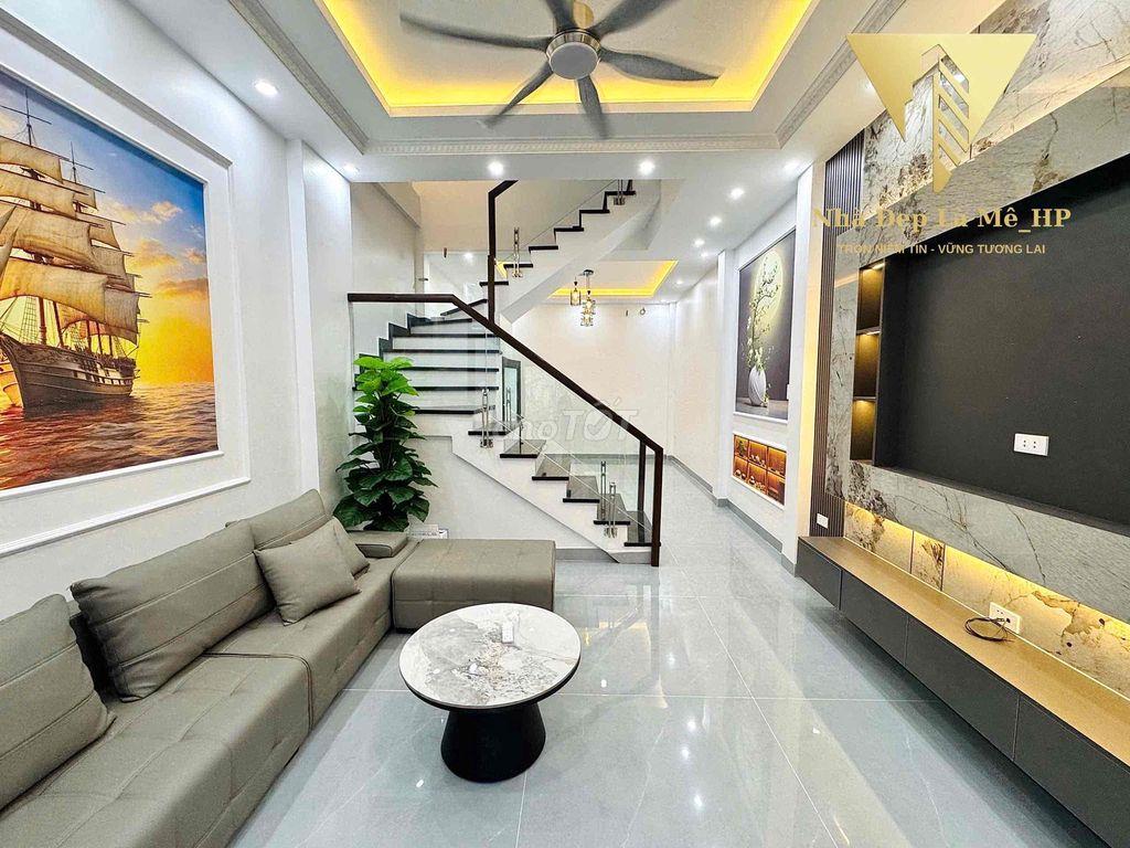 cần bán nhà