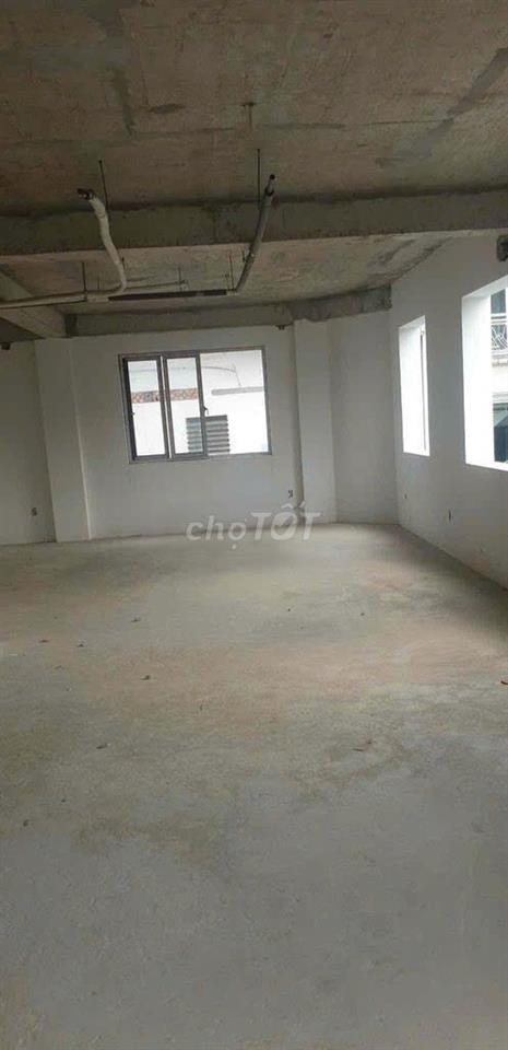 MT Trường Sa, nhà xây không hết diện tichs