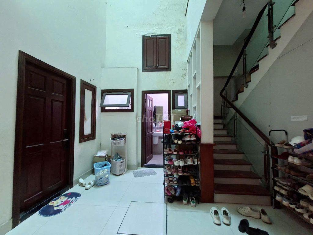 Cần bán gấp chủ định cư Mỹ giá đấu tư