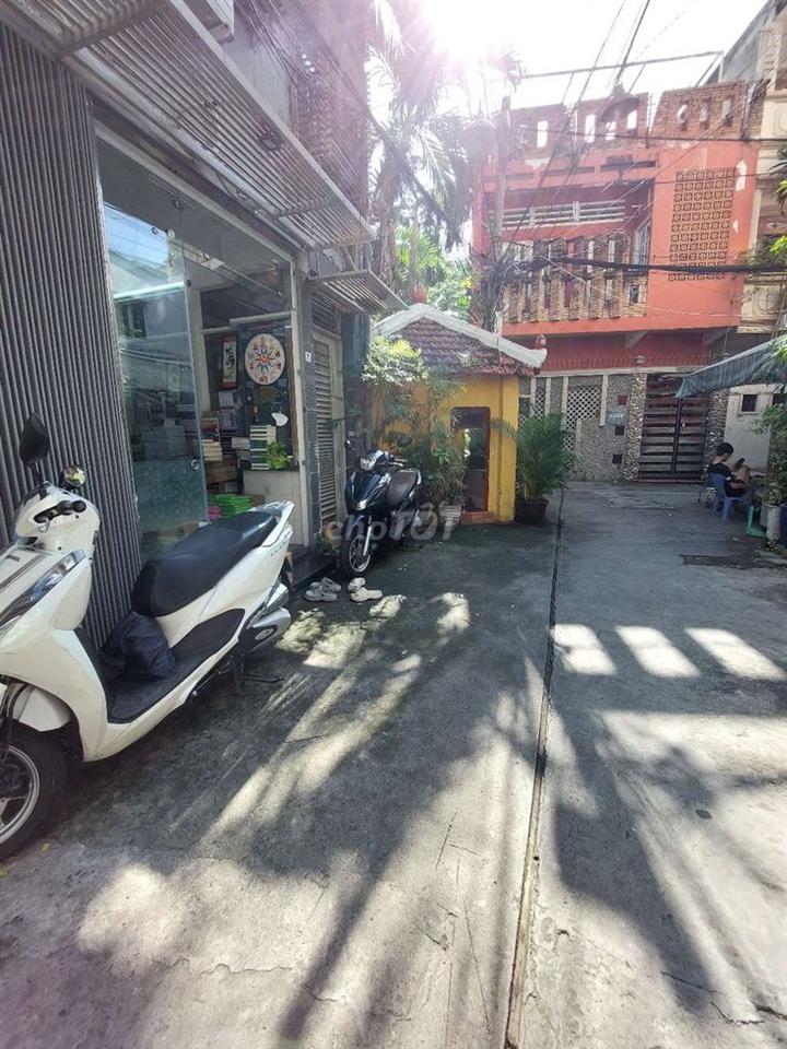 Cho thuê mặt bằng nhỏ 12m²