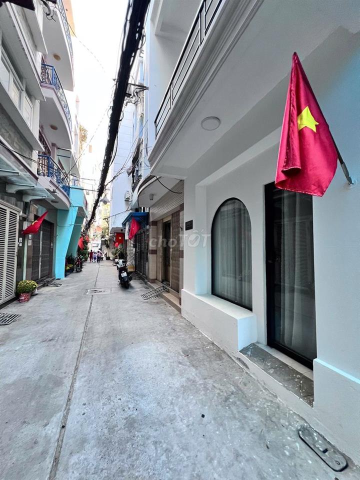 Nhà Q1, HXH Trần Đình Xu, 51m2 4 tầng, giá 13,7t, Nhận MG