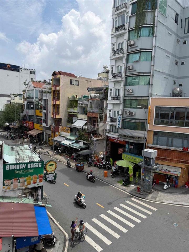 MB VIP ngay ngã 4 Đề Thám - Cô Bắc