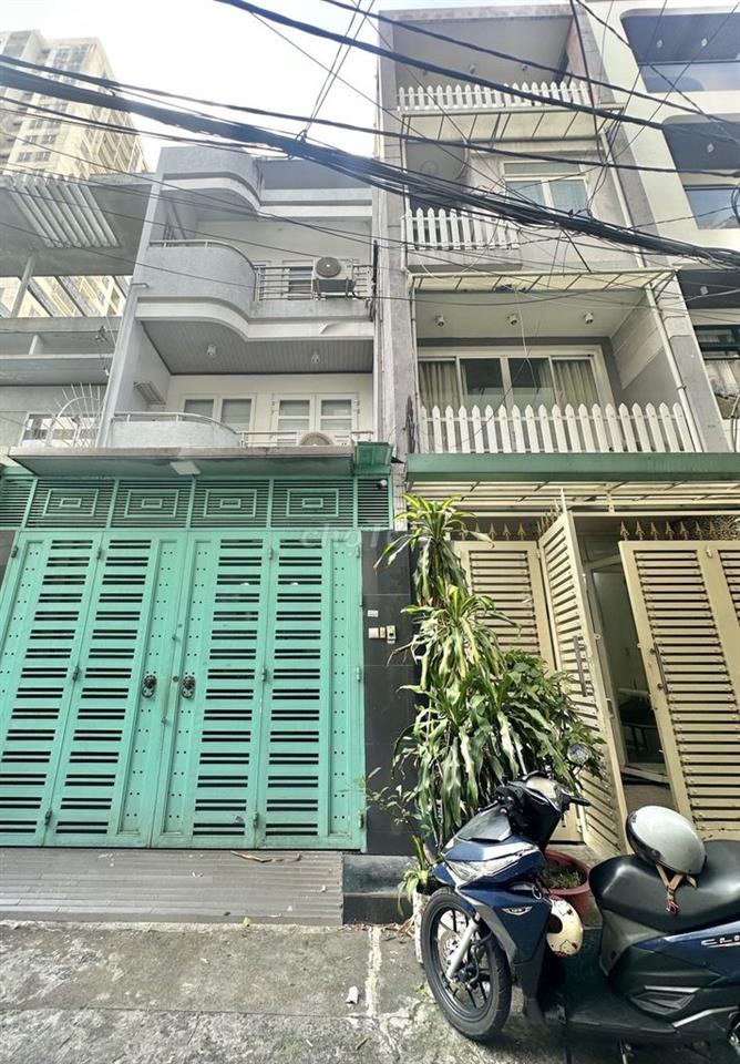 Nhà quận 10