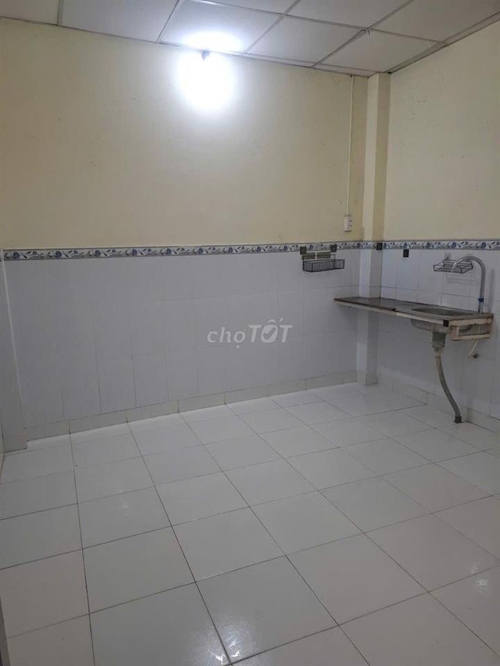 Phòng trọ khu vực yên tĩnh đường Trần Văn Quang