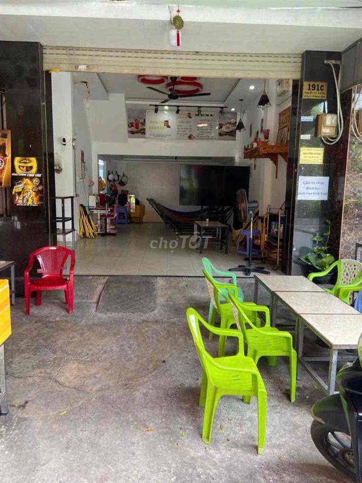 Sang nhượng mặt bằng kinh doanh cafe