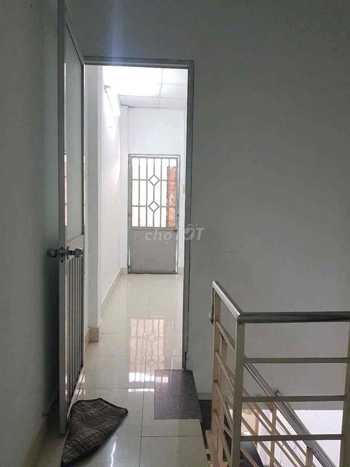 nhà nguyên căn 2 phòng ngủ
