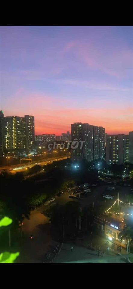 Cần bán căn góc tầng cao view đẹp