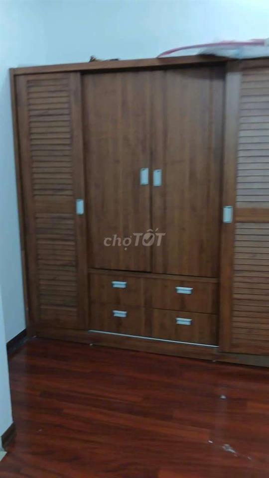 Cho thuê nhà ngõ 562 Thụy Khuê