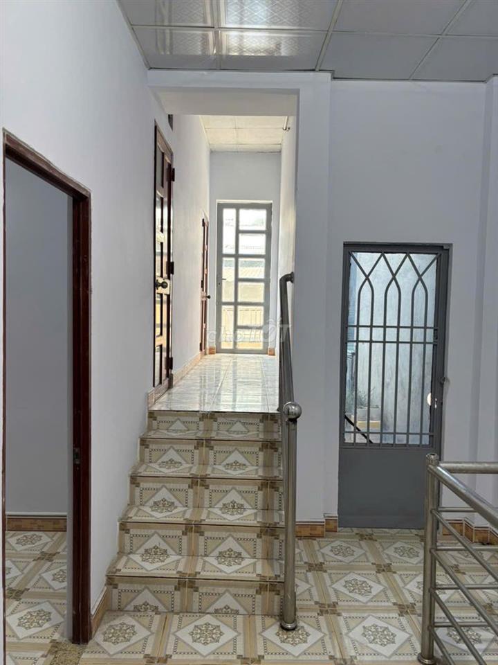 NHÀ PHỐ KHU DÂN CƯ YÊN TĨNH