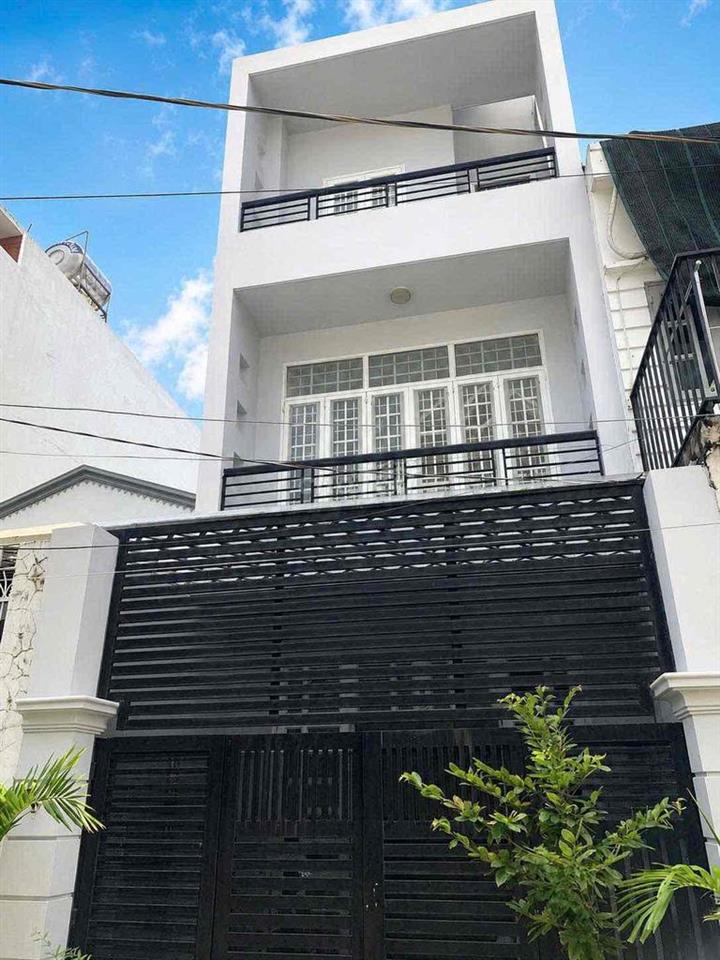 nhà kinh doanh đa ngành nghề