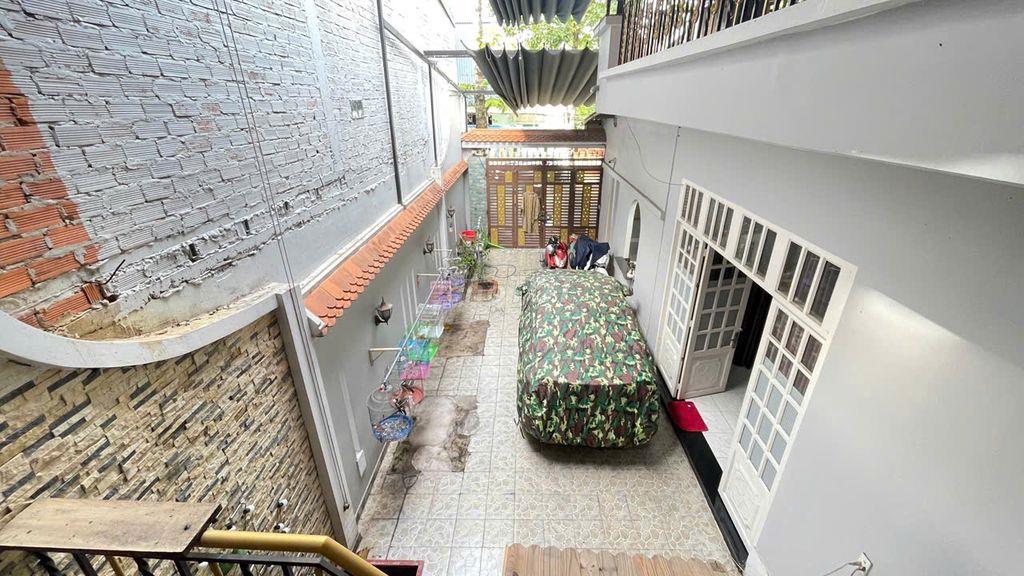 Nhà vườn 8x20m, đường 10m thông, gần chợ Bà Điểm