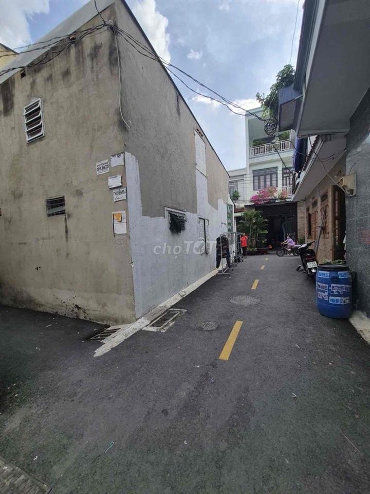 Bán Gấp : 2 Mặt tiền , 2.5T Lý Thường Kiệt .Dĩ an . sổ riêng Hẻm Oto
