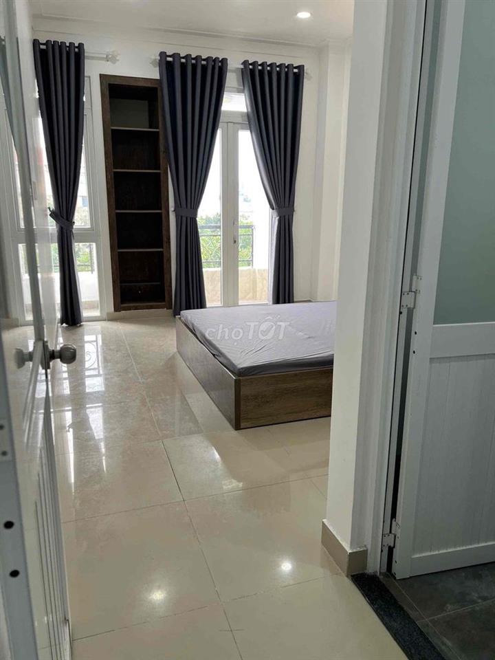 Phòng cao cấp full nội thất – gần Quang Trung – rộng đẹp, vào ở ngay