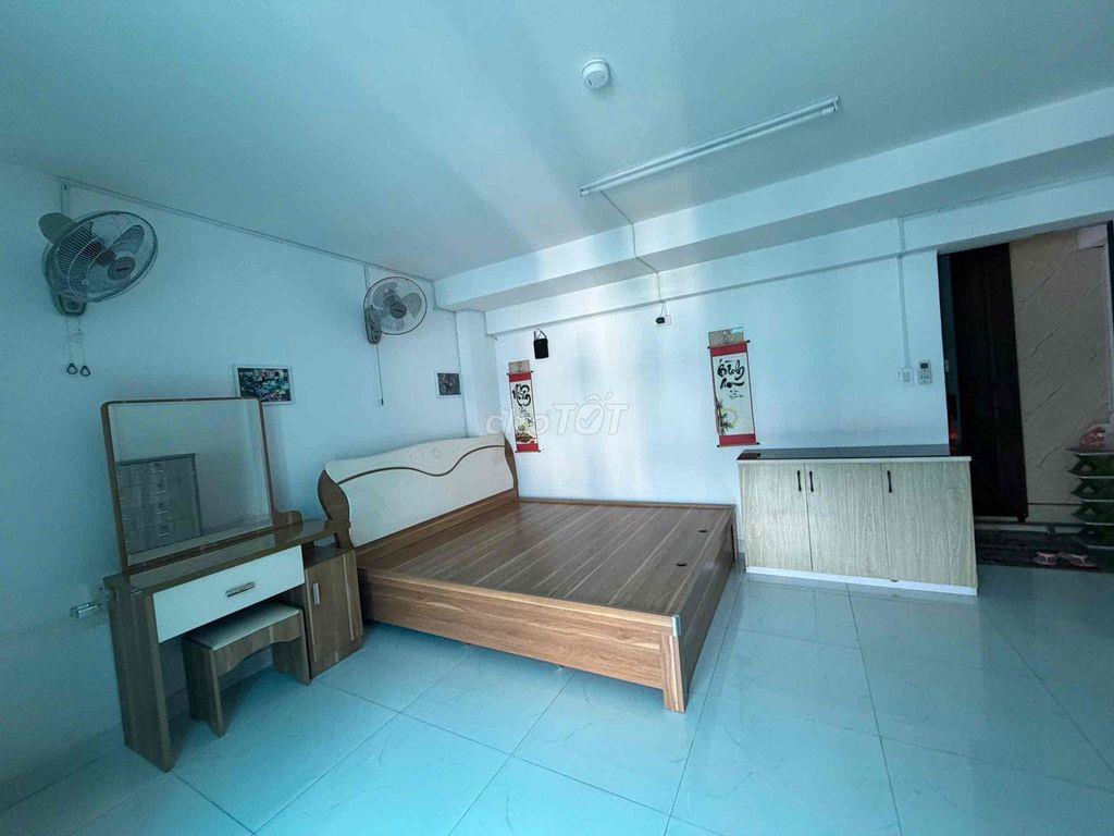 CHO NỮ THUÊ PHÒNG FULL NỘI THẤT
