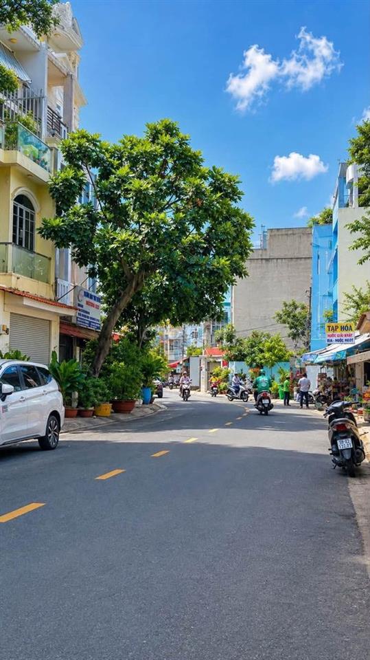 CHỈ TẦM NHỈNH 8 CÓ NHÀ MẶT TIỀN 56M² 3 TẦNG GẦN AEON   SẴN NGUỒN THU