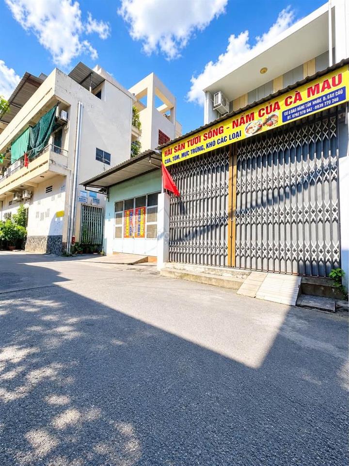 TẦM NHỈNH 8 – NHÀ MẶT TIỀN 80M 2 TẦNG NGAY AEON TÂN PHÚ