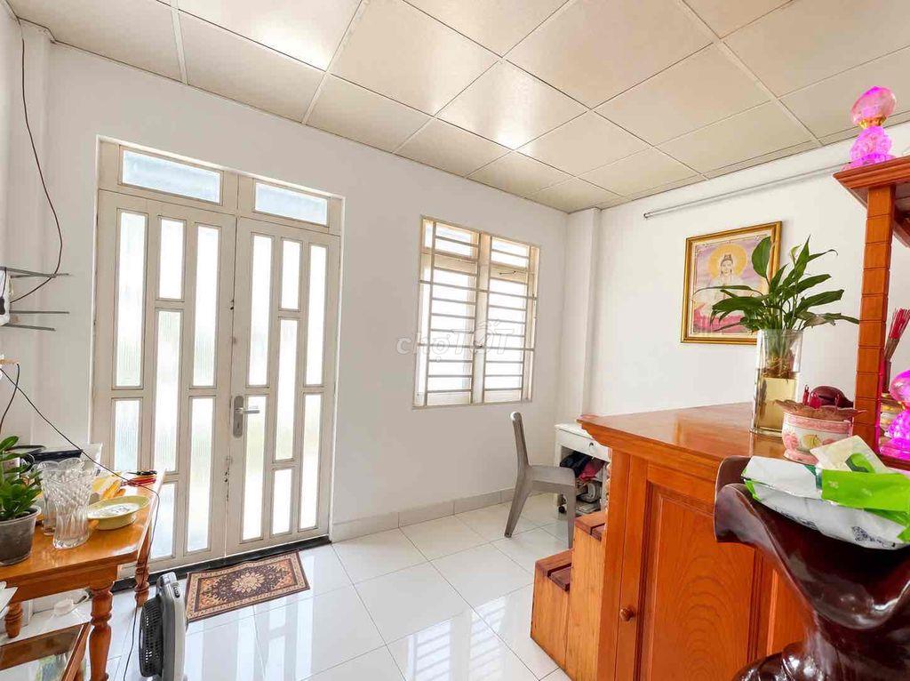 BÁN NHÀ VƯỜN LÀI HXHTHẲNG 1 TRỤC, SÁT MẶT TIỀN – 49M², 3 TẦNG CHỈ 6.X