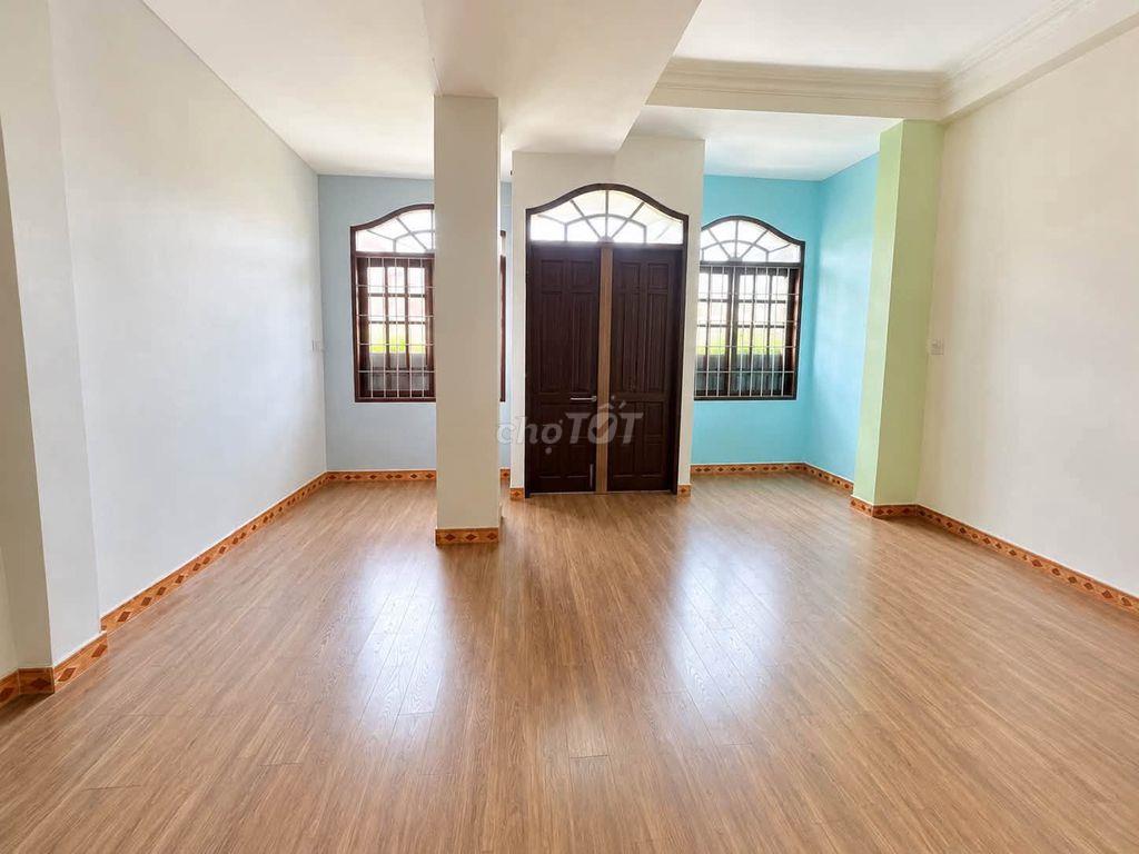 SIÊU PHẨM TÂN SƠN NHÌ – 114M² – NGANG 5.2M – 4 TẦNG – VIEW CÔNG VIÊN