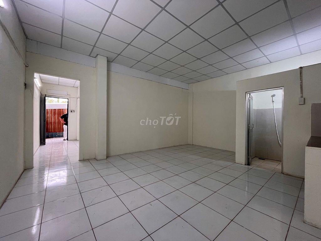 💥💥 phòng đang trống dọn ở liền💥💥