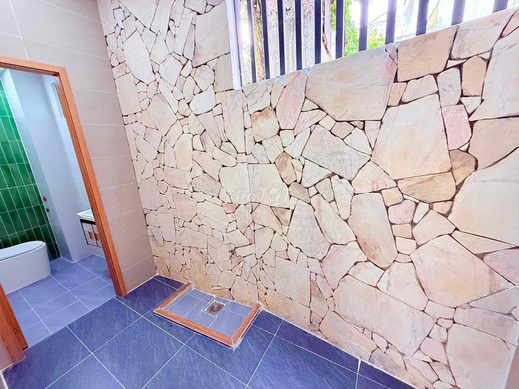 bán nhà LHP GIÁ 5tỷ2 đẹp nét xinh