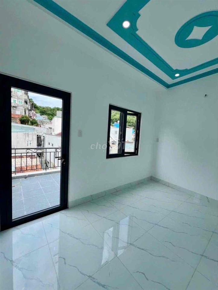 bán nhà mới đường 588 TRẦN PHÚ giá 4ty6